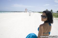 Anna - At The Beach With Anna's Sexy Ass | Picture (120)