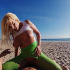 Blondie Fesser in 'Bubble-butt Beach'