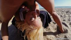 Blondie Fesser - Bubble-butt Beach | Picture (527)