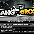 Sara Retali in 'You're Making Me Squirt!'