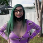 Savannah Siren in 'Waitress Gets Huge Tip on The Bus'