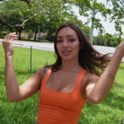 Sisi Rose in 'Sisi Rose on the Bus'