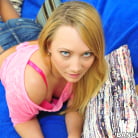 AJ Applegate in 'Huge ass white girl'