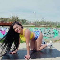 Alexis Likes Oily Anal