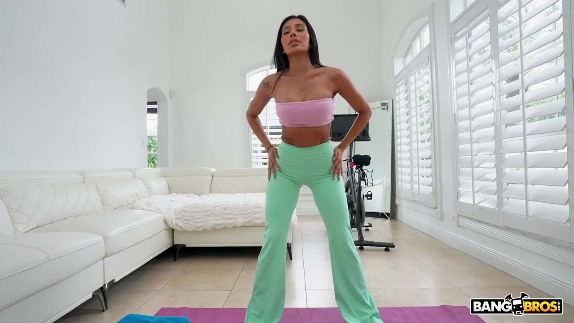 Ally Berry - Muy dentro del isquiotibial | Picture (59)