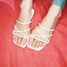 Amira Mae in 'Intrigued by a Dickpick'