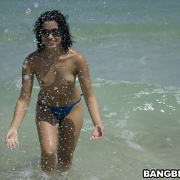 At The Beach With Anna's Sexy Ass