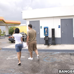 Gas Station Sucking!