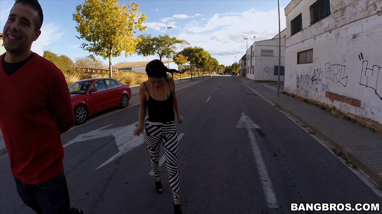 Thick Pussy Banged In Public