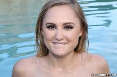 Avalon Heart - Avalon Heart poolside and horny | Picture (420)
