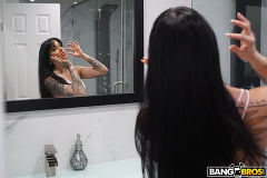 Bella Scorpion - MILF Wants To Be Fucked! | Picture (1)
