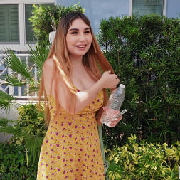 Bonnie's Cleavage