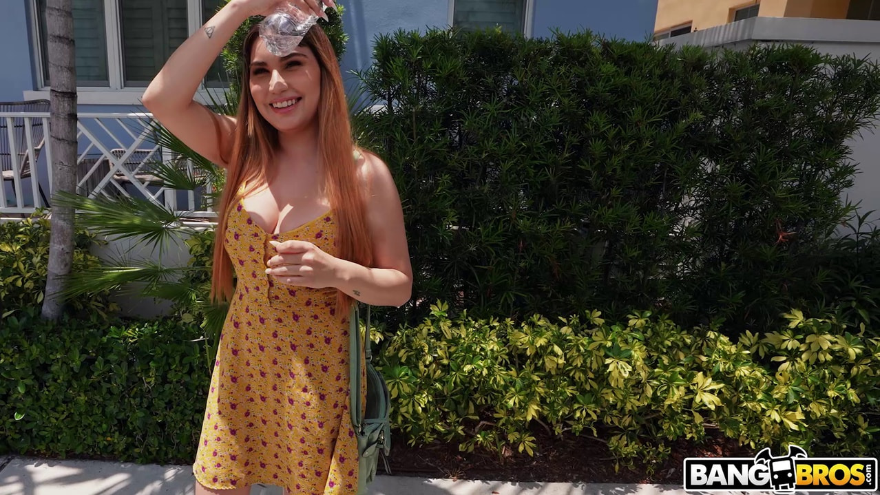 Bonnie's Cleavage