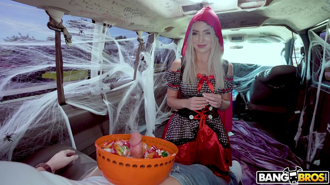 Little Red Riding Hoe
