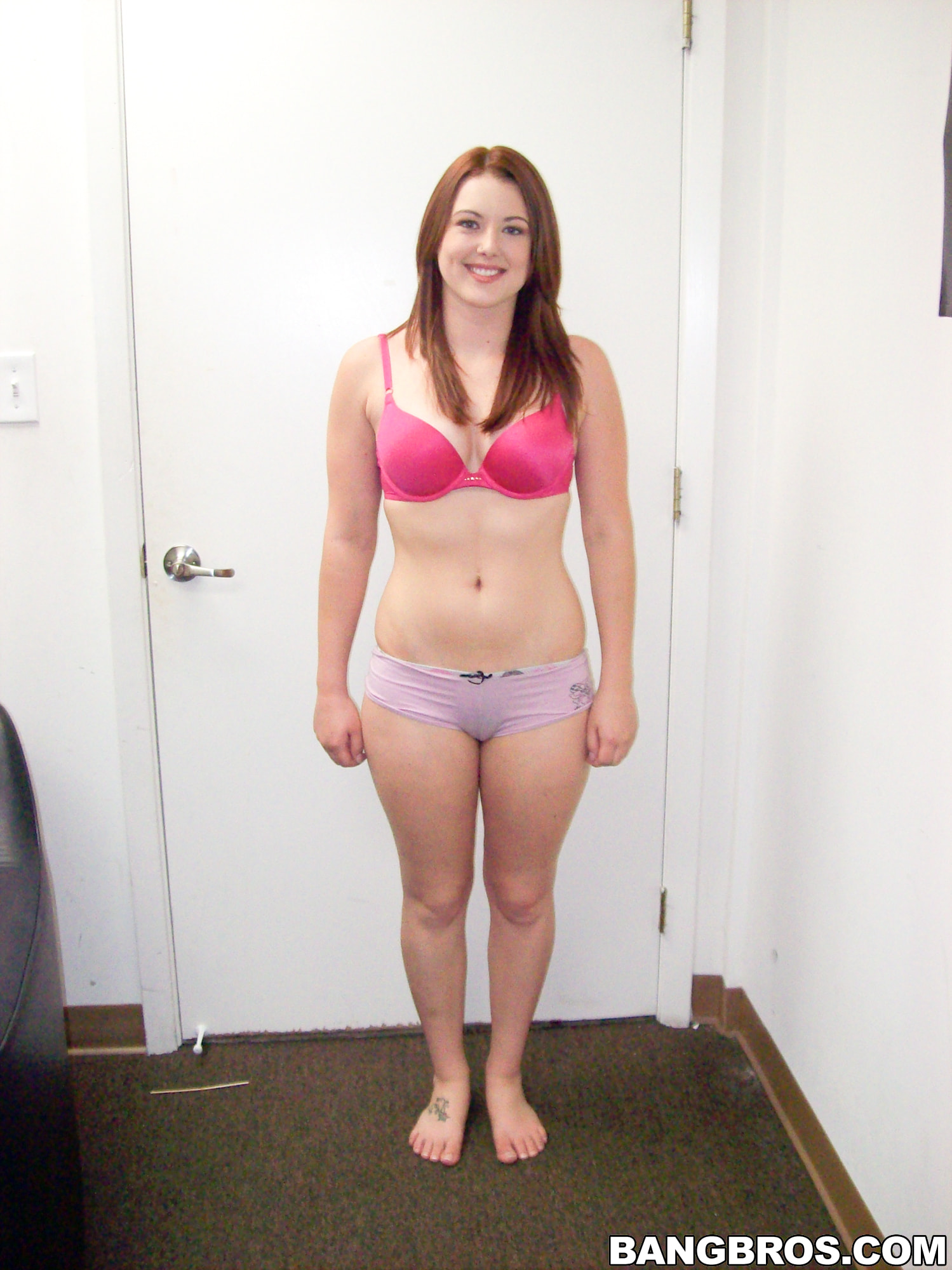 Redhead Hottie