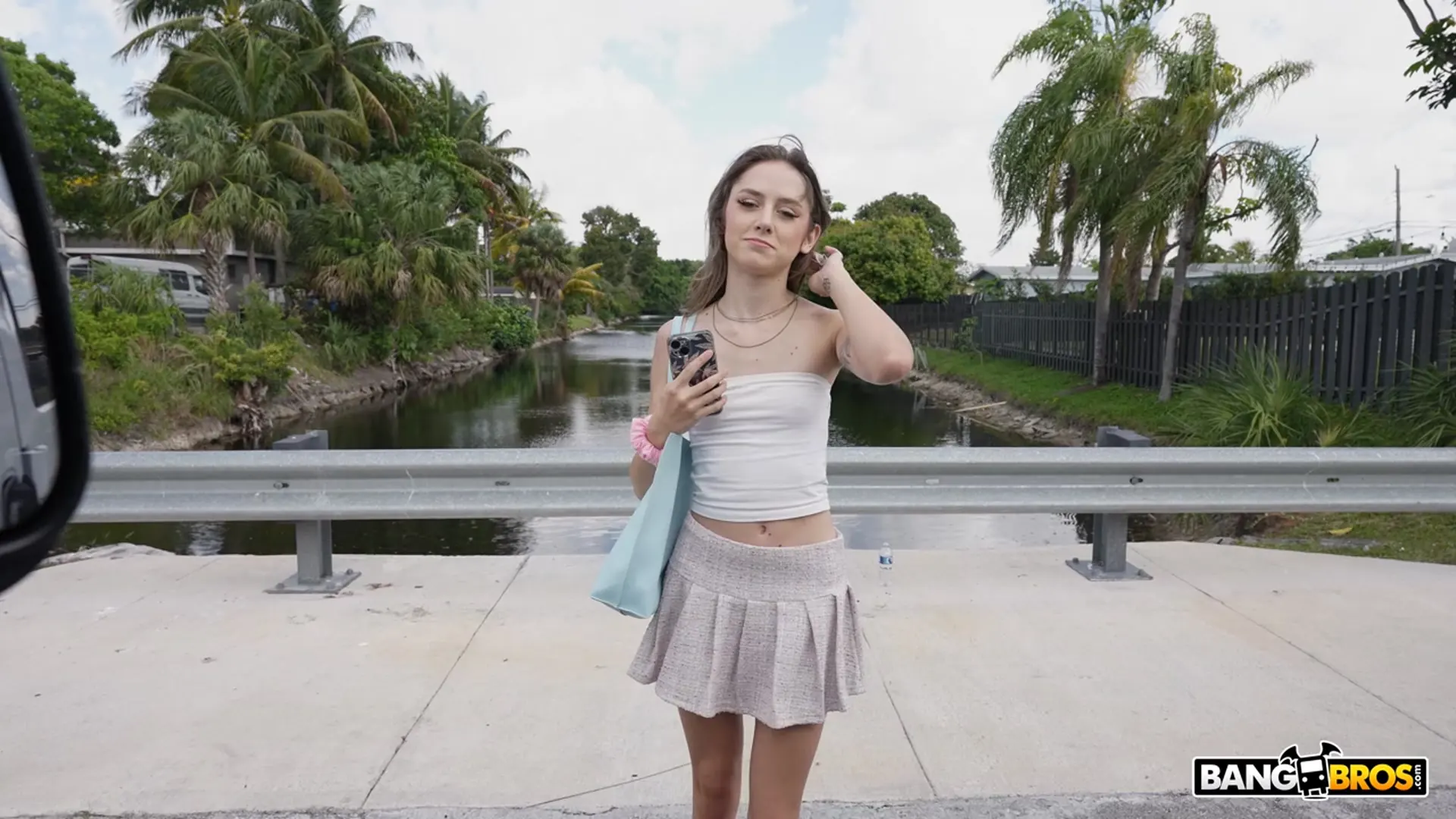 Daisy Fox - How Does the Fox Moan | Picture (54)