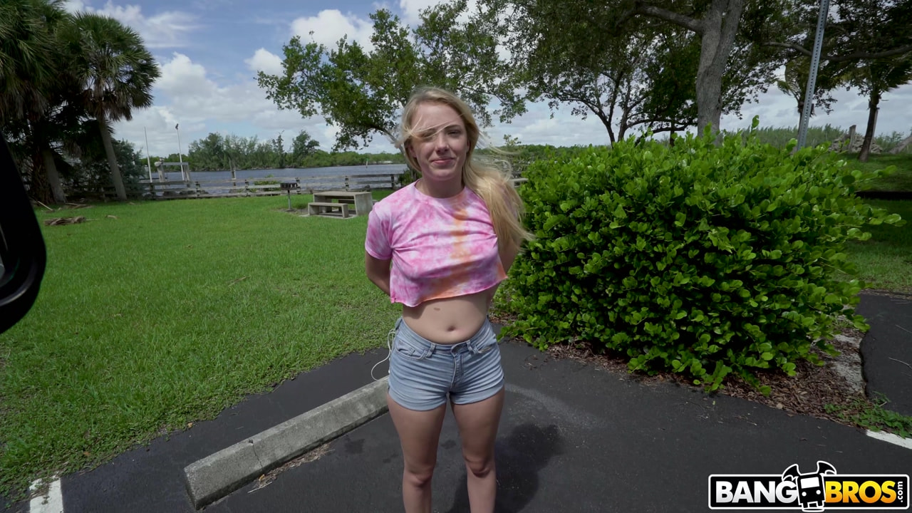 Shy Southern Chick is a Low Key Freak