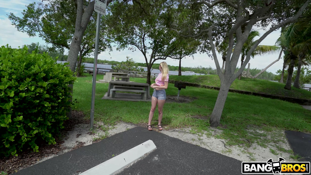 Shy Southern Chick is a Low Key Freak