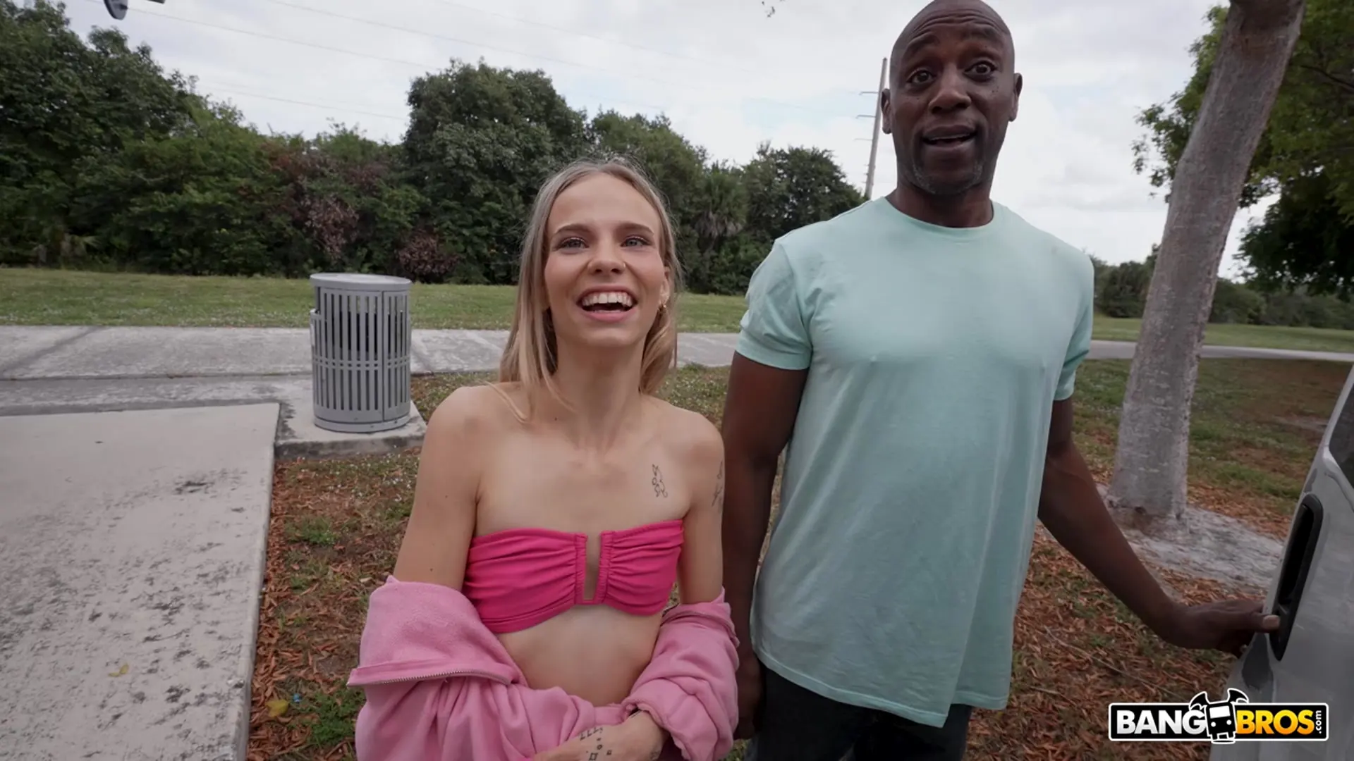 Erica Candfield - Erica Likes Them Big | Picture (123)