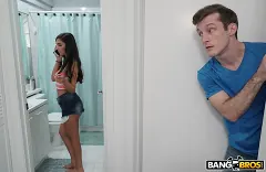 Gianna Dior - Perv Roommate Gets Fucked | Picture (1)