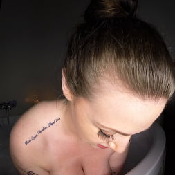 Harmony Reigns Over That Cock