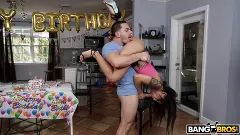 Holly Hendrix - Doing Anal At Her Bday Party | Picture (512)