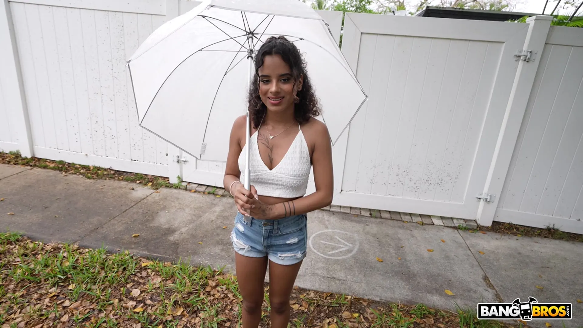 Isabella Jules - Oh Isabella She Going | Picture (236)