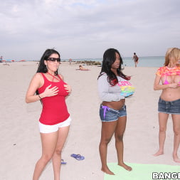 FuckTeam Beach Time!