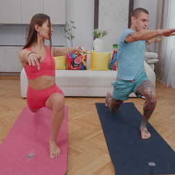 Yoga Session Turns to Fuck Session