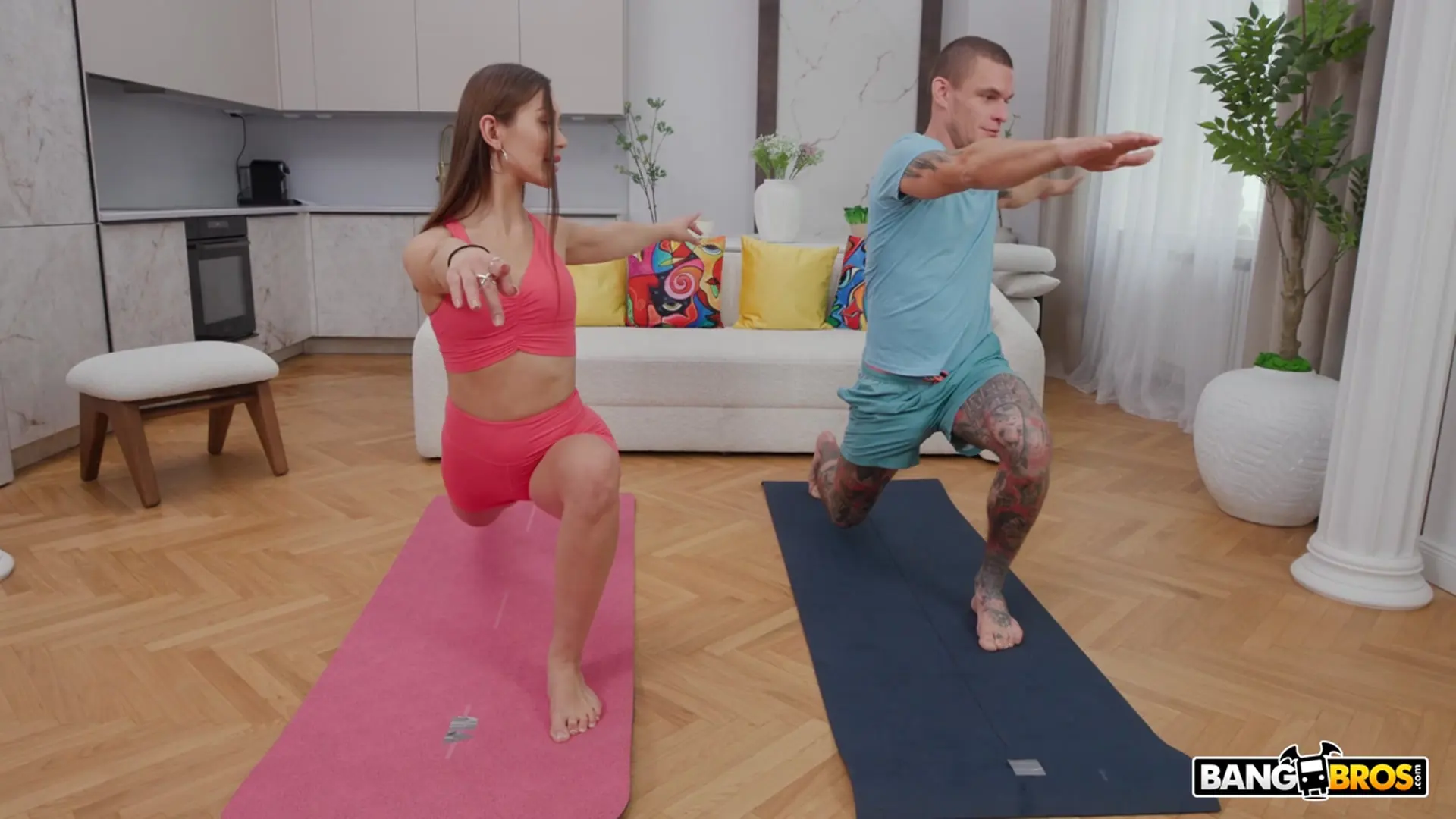 Jadilica - La sesión de yoga se convierte en sesión de sexo | Picture (118)