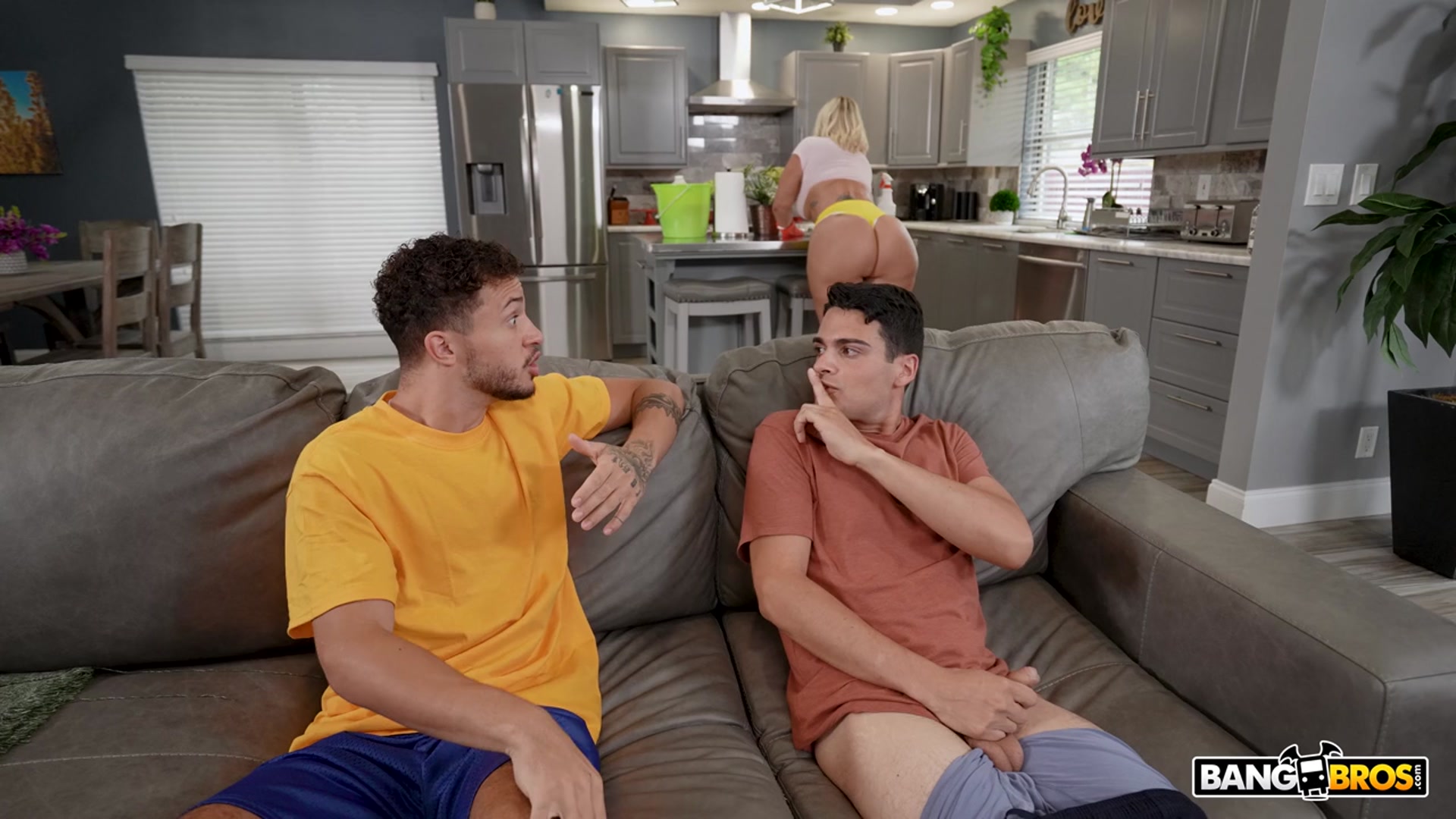 Horny Guys Cum Clean