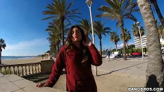 Julia Roca - Fucking at the beach! | Picture (33)