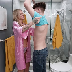 Stepmom's Horny Idea