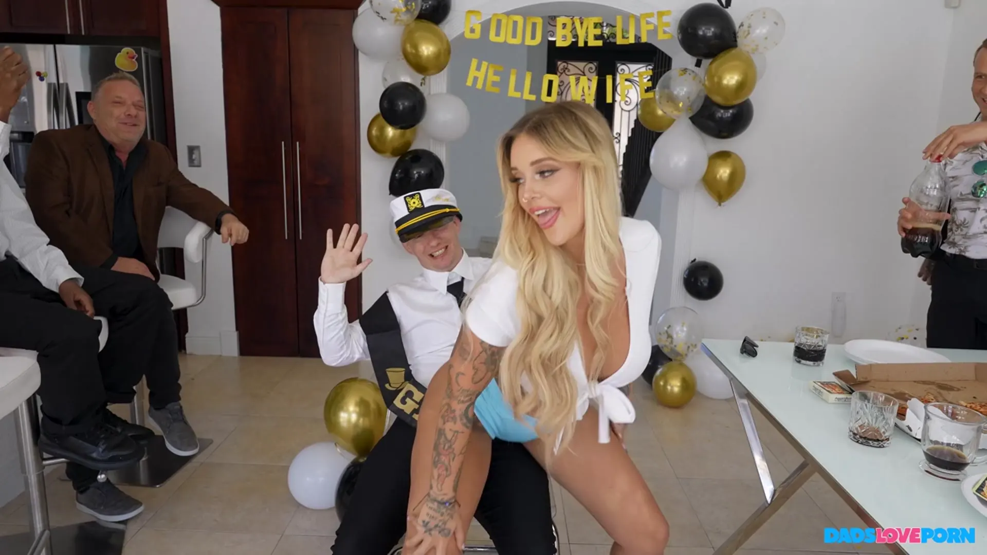 Kali Roses - Irrumpir en la despedida de soltero | Picture (342)