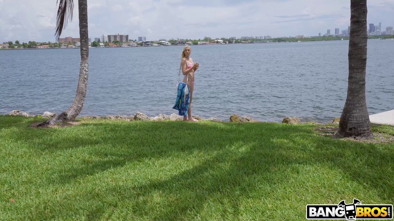 Innocent Blonde Fucks Stranger