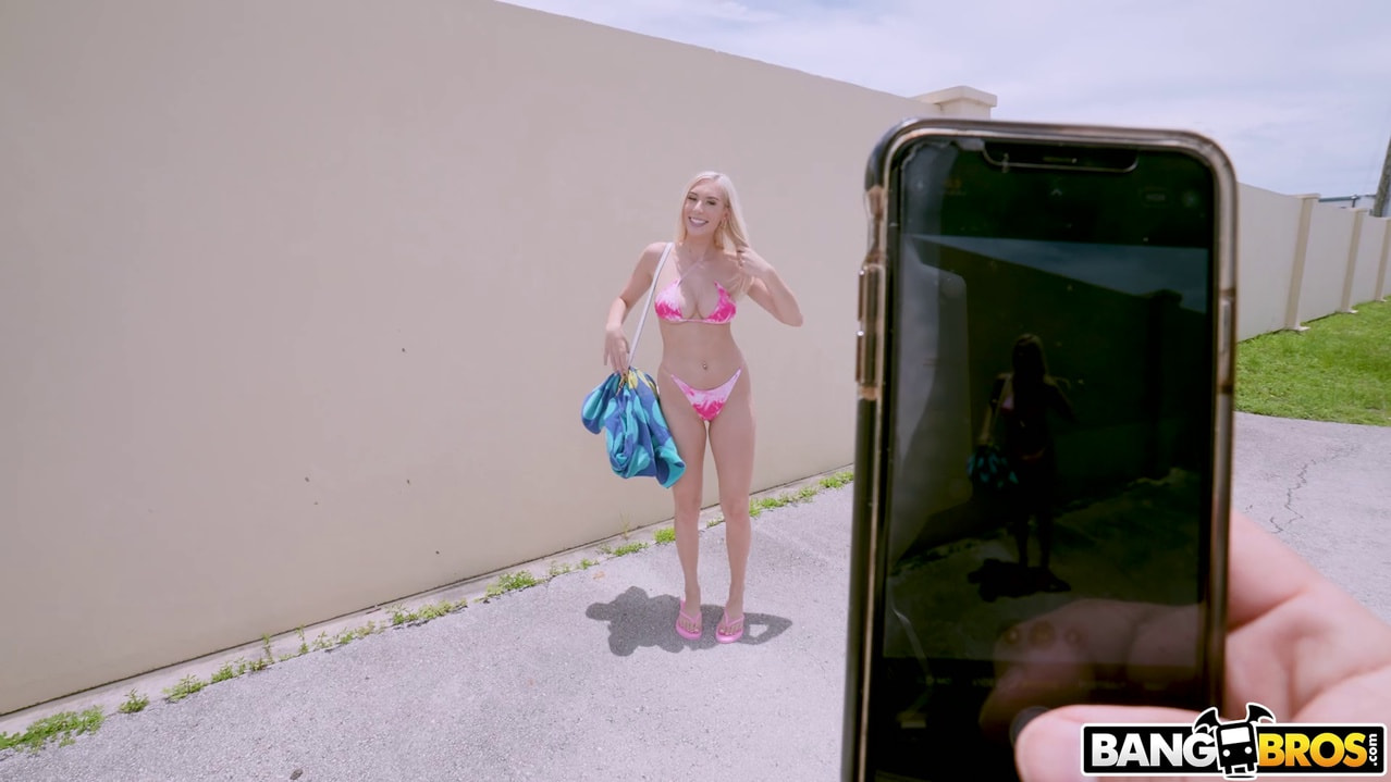 Innocent Blonde Fucks Stranger