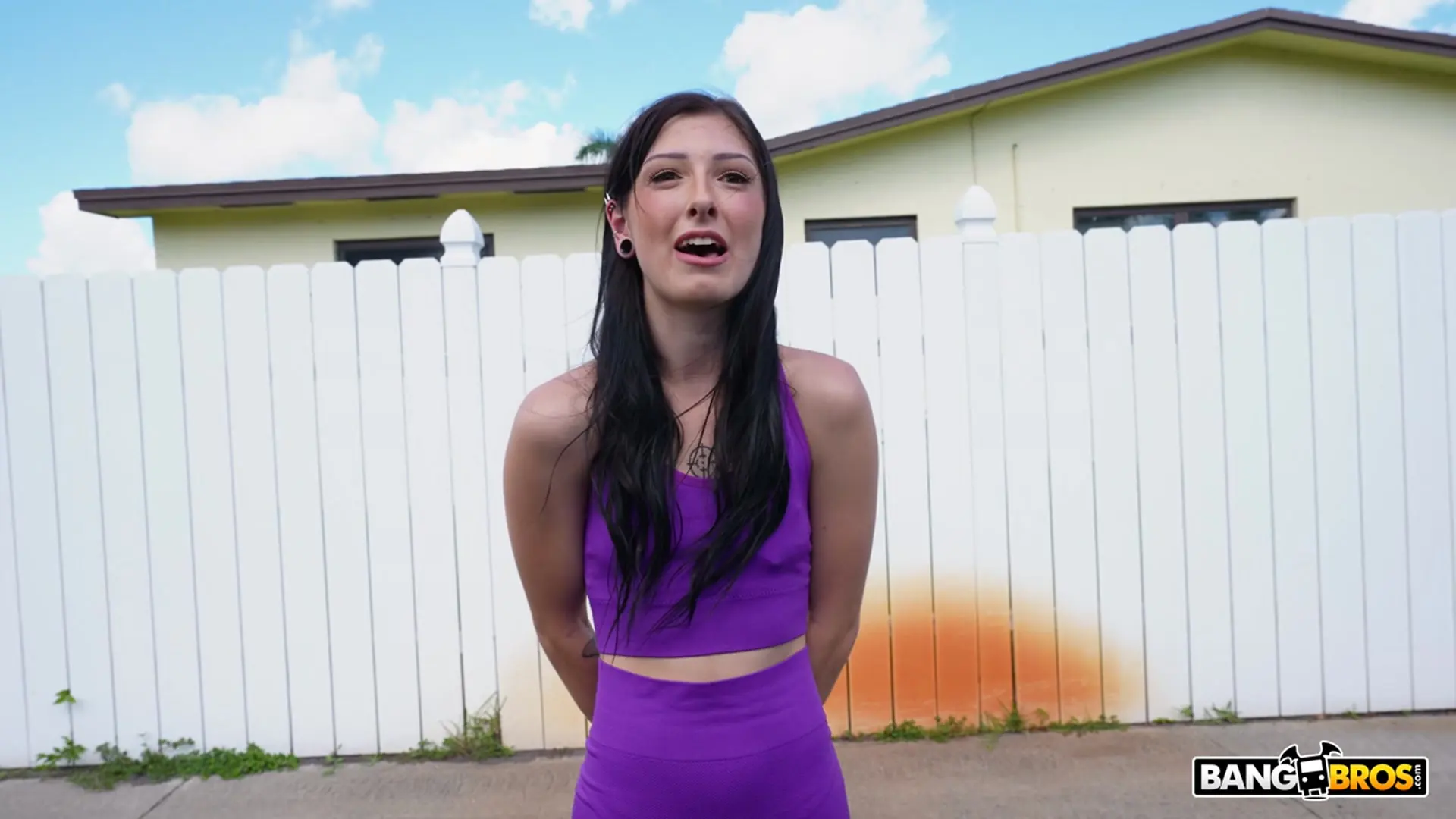 Kiki Mink - Making His Girlfriend Mad | Picture (110)