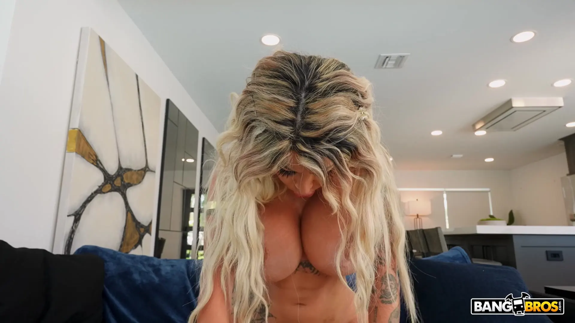 Kitana Montana - Sugar Daddy no es suficiente | Picture (720)