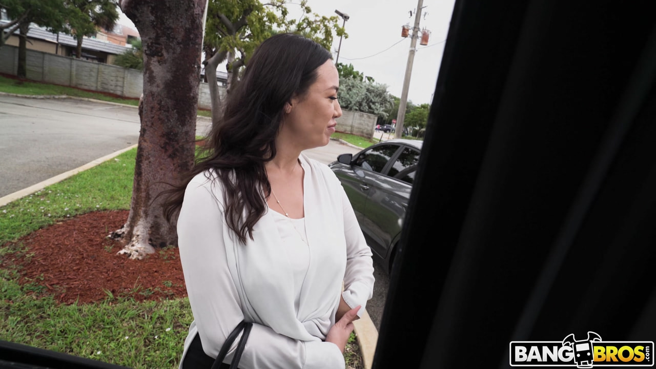 Boss Bitch Takes A Ride