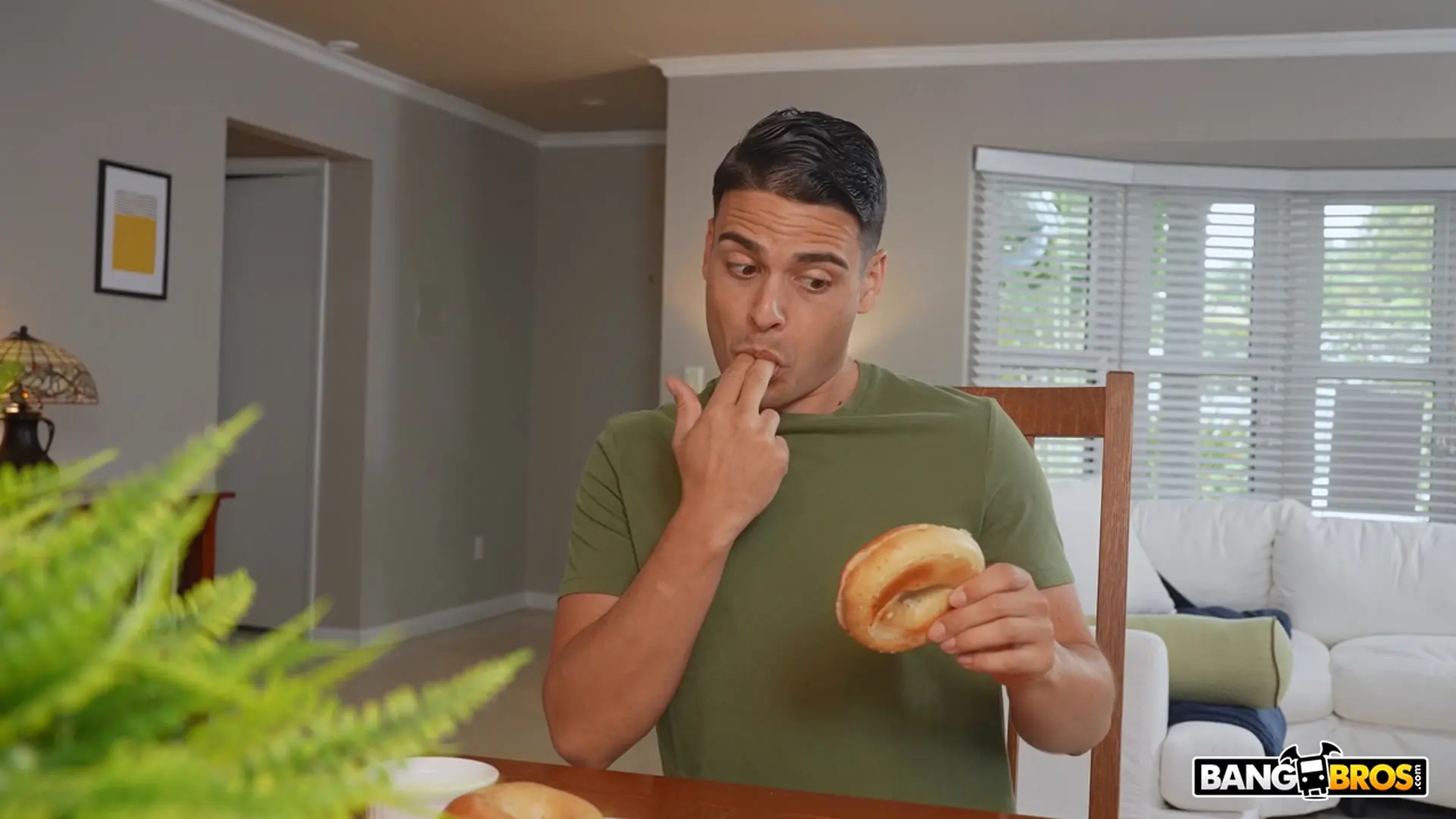 Lily Lane - Masturbándome con mi madrastra | Picture (38)