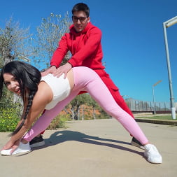 Fucking Bratz in Public