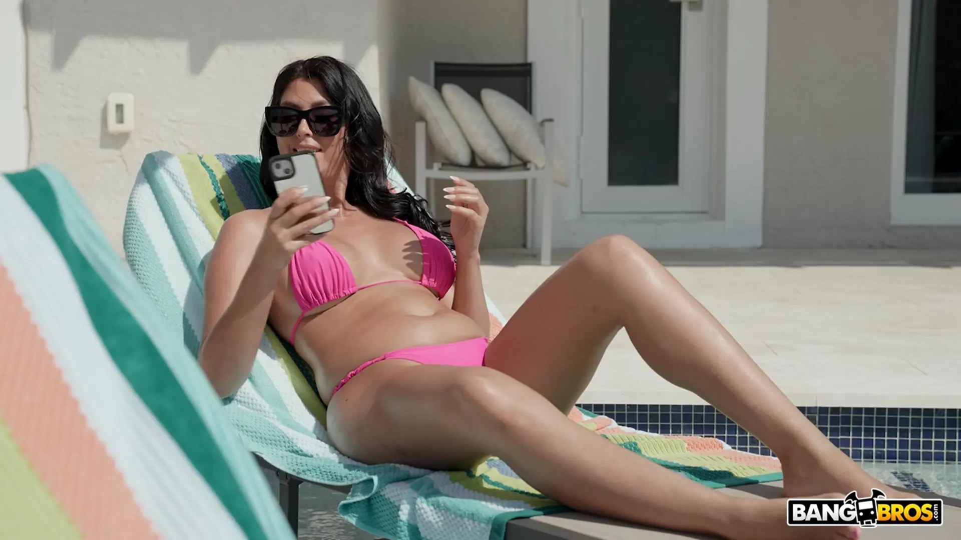 Lola Pearl - Lola Wants Her Pussy Filled | Picture (118)