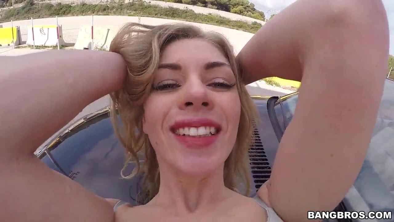 ¡Lolly vuelve a cabalgar! ¡Extravagancia de sexo público!