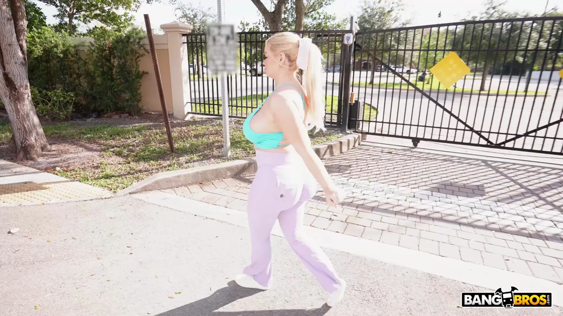 Luna Angel - Luna's Not That Kind of an Angel | Picture (52)