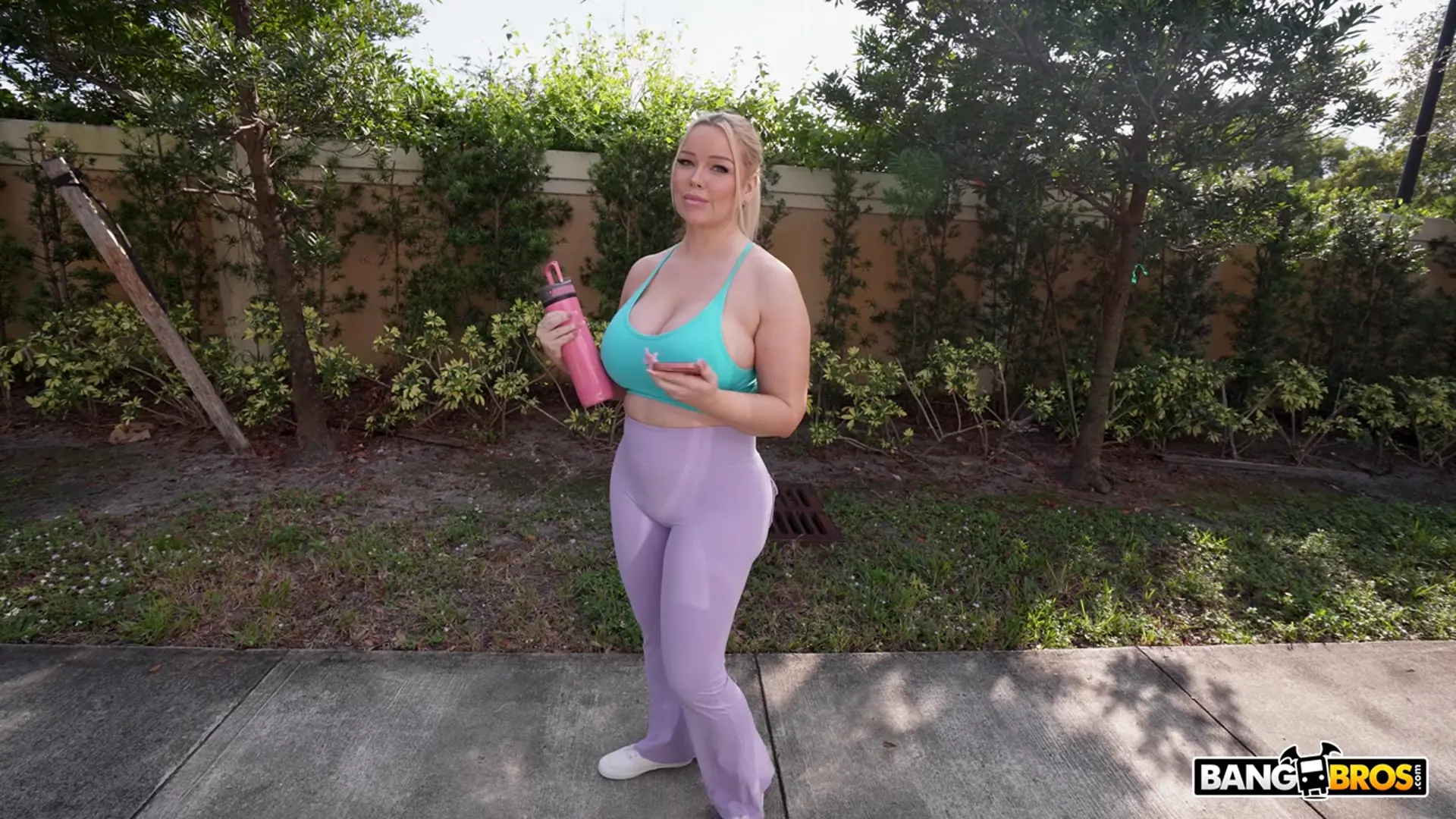 Luna Angel - Luna's Not That Kind of an Angel | Picture (104)