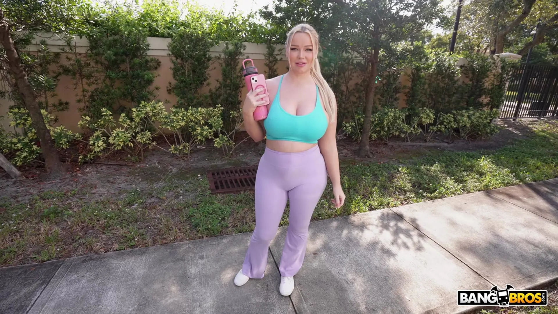 Luna Angel - Luna's Not That Kind of an Angel | Picture (156)