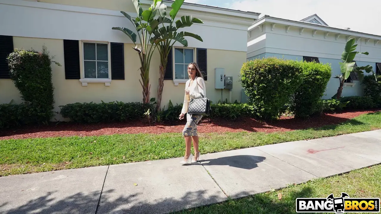 Mandy Rhea - The MILF Advocate | Picture (375)