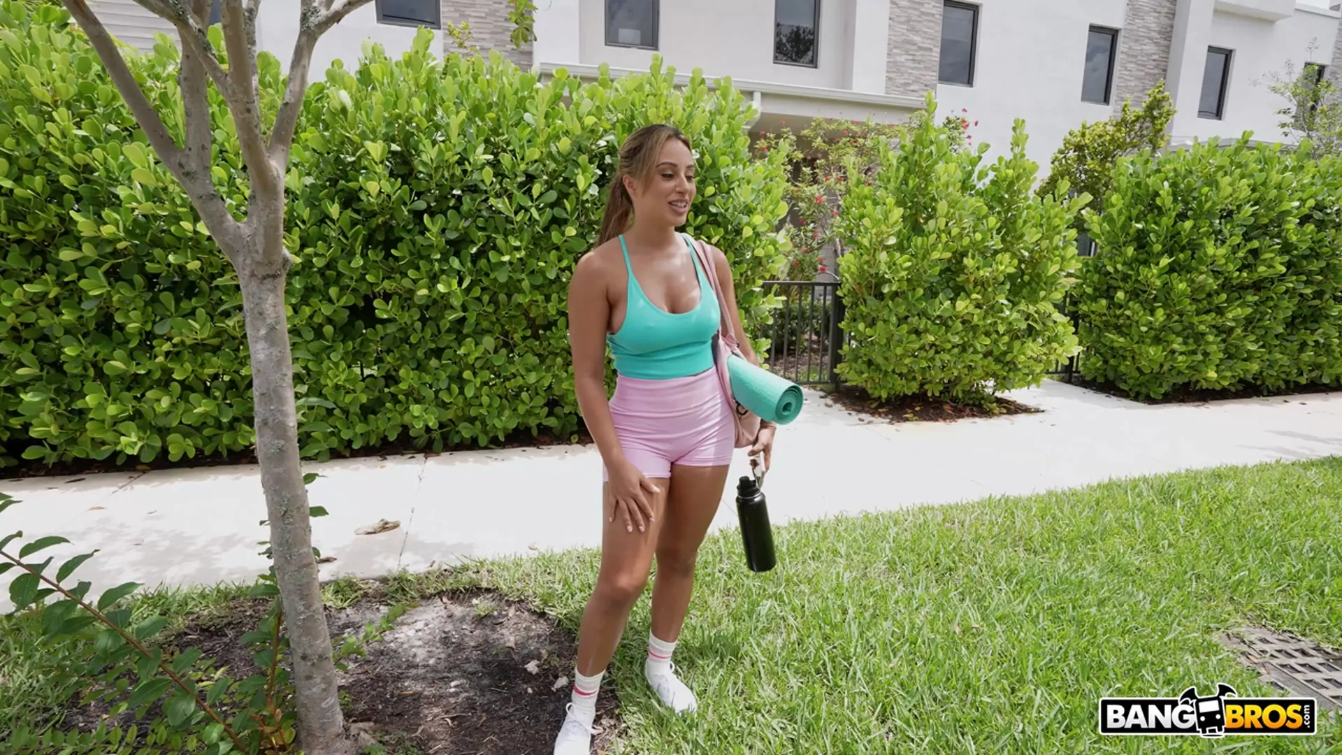 Monica Minx - Stretching My Pussy Before Yoga | Picture (136)