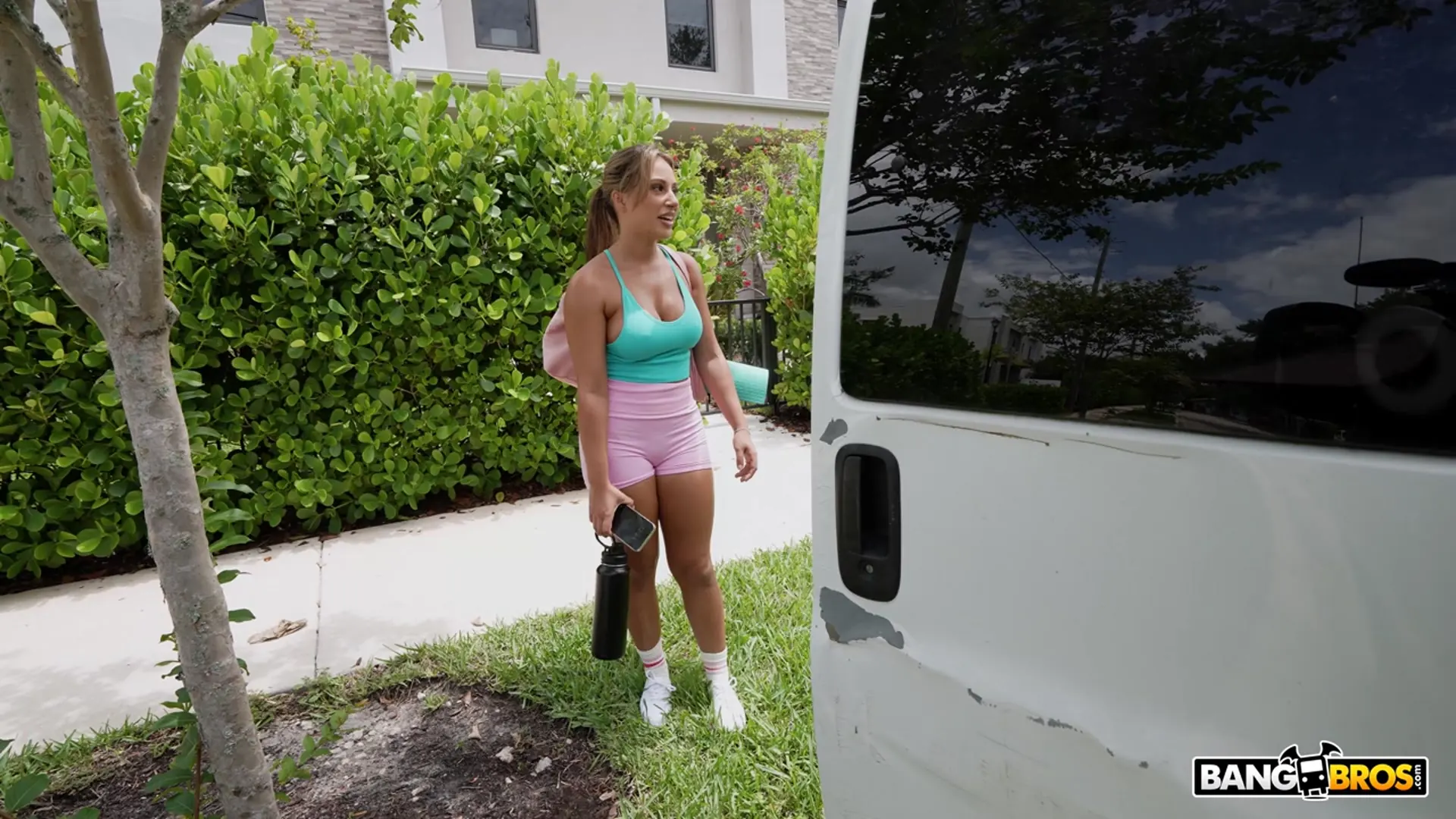 Monica Minx - Stretching My Pussy Before Yoga | Picture (408)