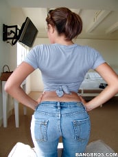 Natalia Woods - 3 Huge Asses! | Picture (40)